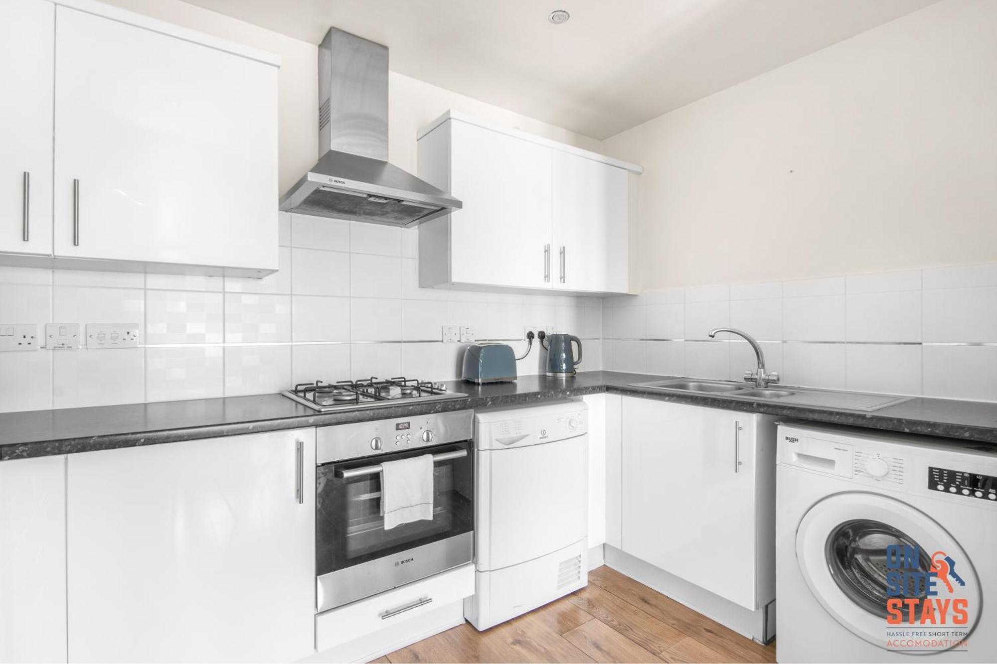 Onsitestays - Cosy 2-Bedroom Apartment With Free Parking, Wi-Fi & London Links Northfleet ภายนอก รูปภาพ