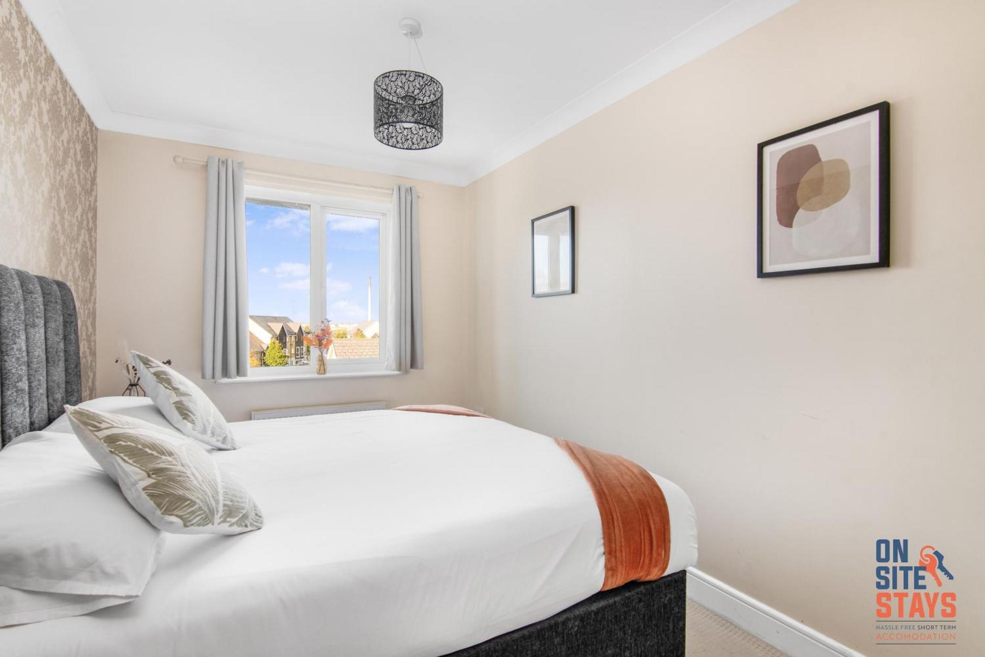 Onsitestays - Cosy 2-Bedroom Apartment With Free Parking, Wi-Fi & London Links Northfleet ภายนอก รูปภาพ