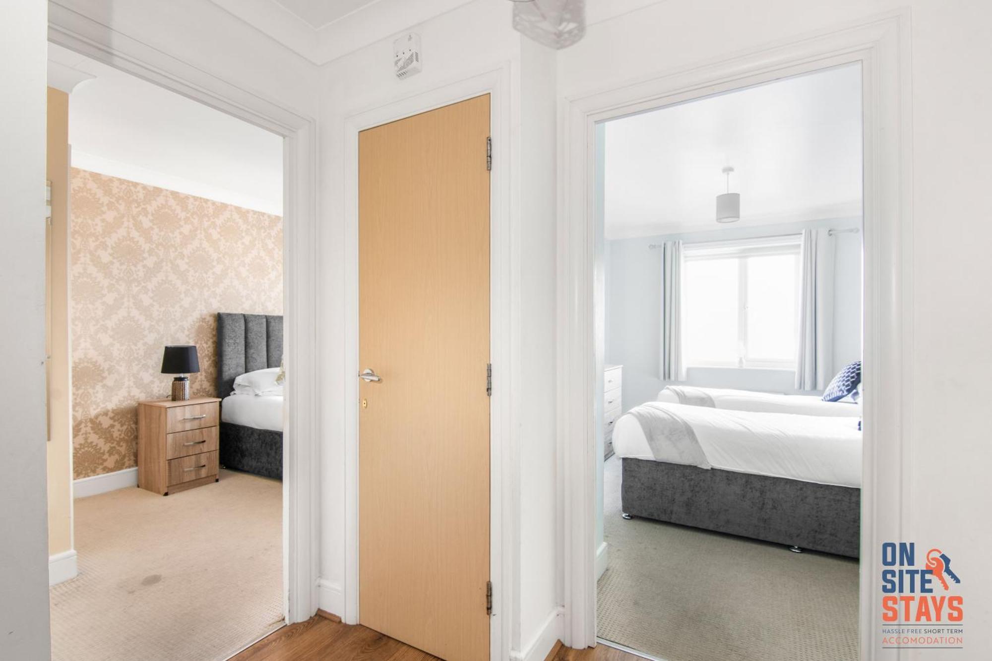 Onsitestays - Cosy 2-Bedroom Apartment With Free Parking, Wi-Fi & London Links Northfleet ภายนอก รูปภาพ